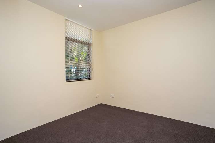 Fifth view of Homely apartment listing, 5/34 The Crescent, Dee Why NSW 2099