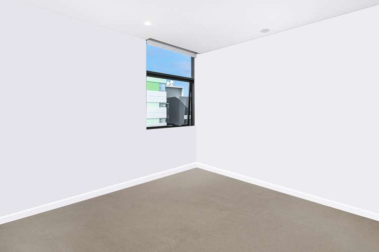 Sixth view of Homely apartment listing, 712/1 Hutchinson Walk, Zetland NSW 2017