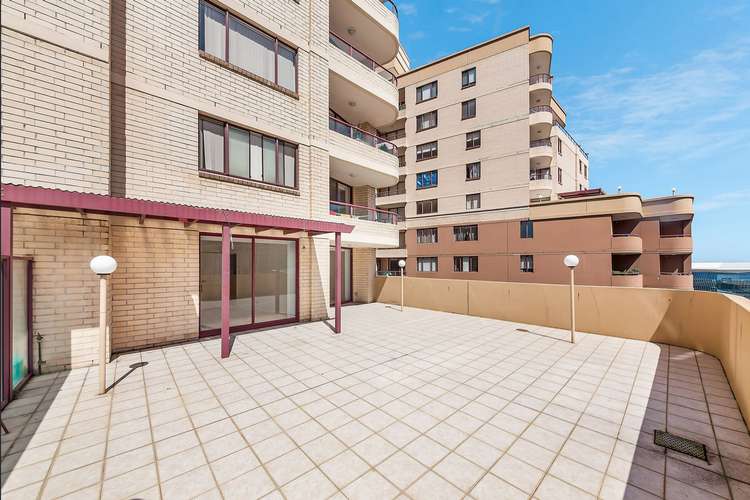 Main view of Homely apartment listing, Level 14/89/289 Sussex Street, Sydney NSW 2000