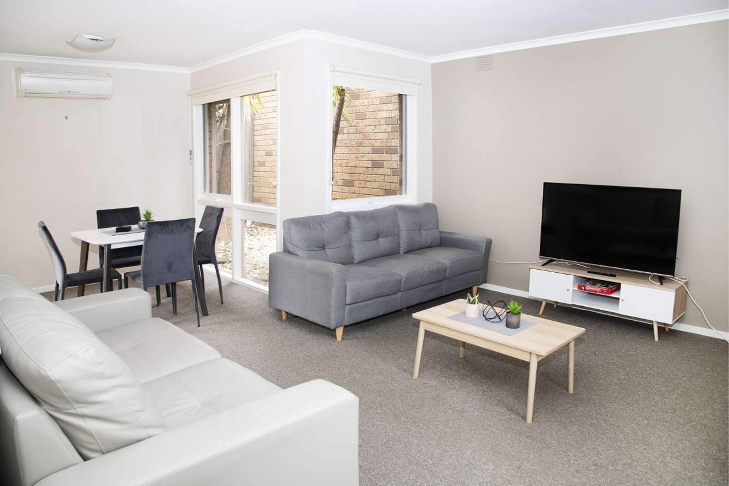 Main view of Homely unit listing, 2/5 Bayview Road, Mornington VIC 3931