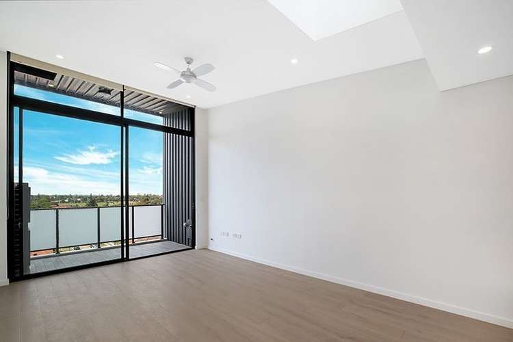 Third view of Homely apartment listing, 408/1-3 Robey Street, Maroubra NSW 2035