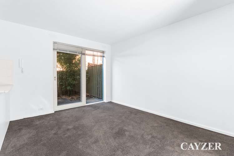 Fourth view of Homely apartment listing, 2/31 York Street, St Kilda West VIC 3182