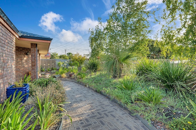 Second view of Homely house listing, 11 Hampton Court, Collie WA 6225