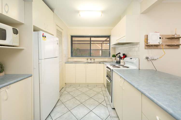 Fifth view of Homely house listing, 7 Maxwell Drive, Wodonga VIC 3690