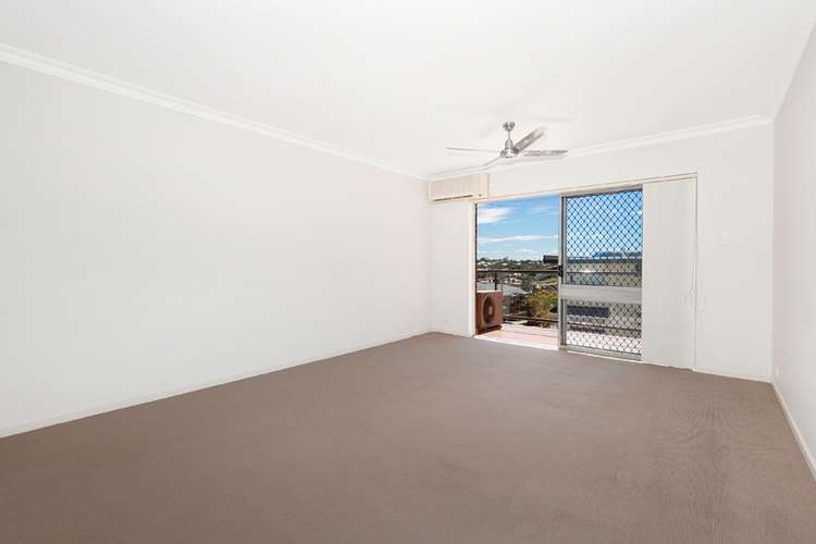 Main view of Homely unit listing, 5/16 Rialto Street, Coorparoo QLD 4151