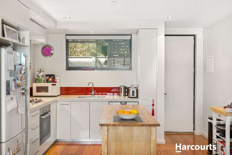Sixth view of Homely apartment listing, 3/421 Tooronga Road, Hawthorn East VIC 3123
