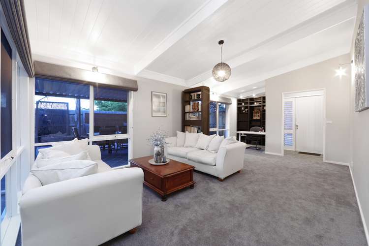 Fifth view of Homely house listing, 10 Crusoe Drive, Lysterfield VIC 3156