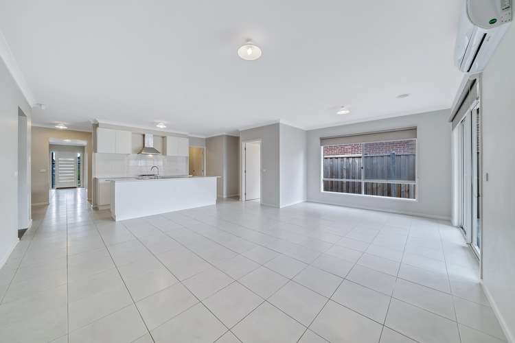 Fifth view of Homely house listing, 16 Roundhay Crescent, Point Cook VIC 3030