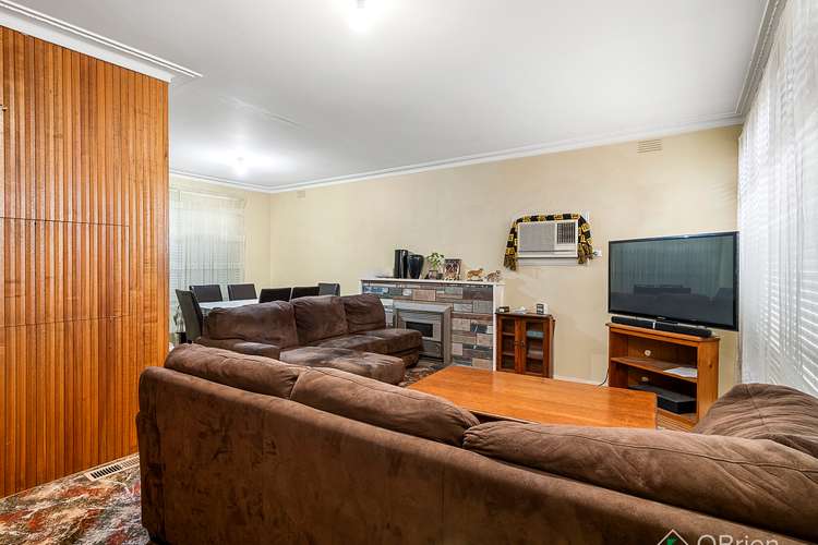 Fifth view of Homely house listing, 3 Gavan Court, Frankston VIC 3199