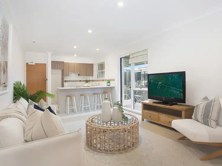 21/12 Mooramba Road