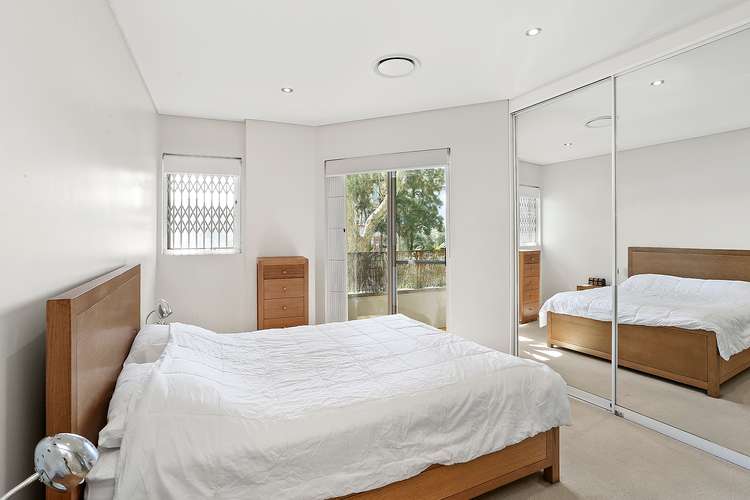 Second view of Homely apartment listing, 2/67 Cowper Wharf Road, Woolloomooloo NSW 2011