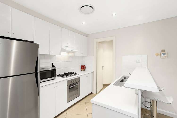 Third view of Homely apartment listing, 2/67 Cowper Wharf Road, Woolloomooloo NSW 2011