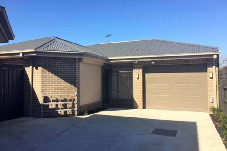 Main view of Homely unit listing, 2/27 Main Street, Thomastown VIC 3074