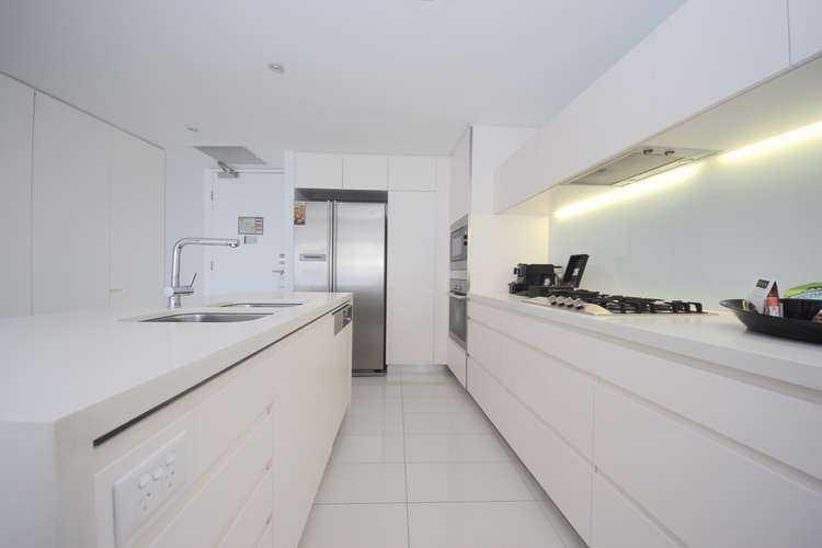 Sixth view of Homely unit listing, Level 14/21403/21 Elizabeth Avenue, Broadbeach QLD 4218