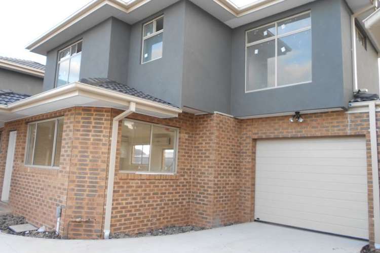 Main view of Homely townhouse listing, 2/11 Dacelo Avenue, Broadmeadows VIC 3047