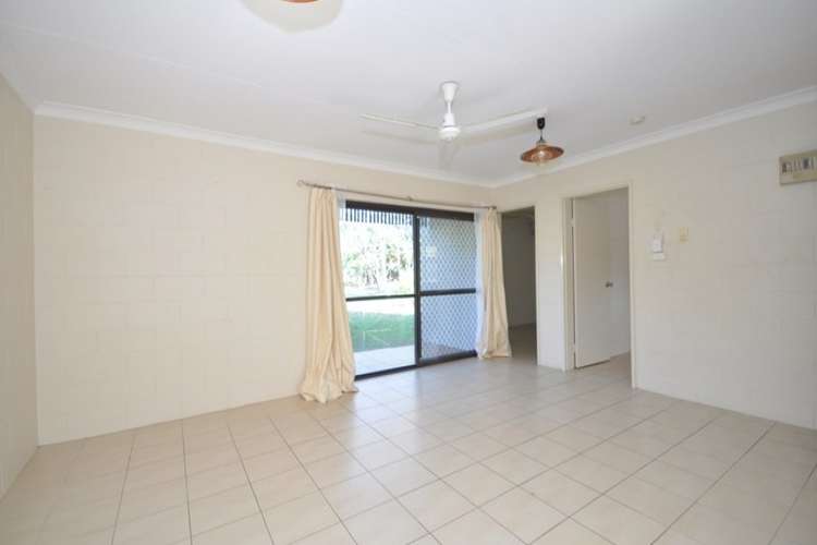 Main view of Homely unit listing, 3/9 Veivers Close, Westcourt QLD 4870
