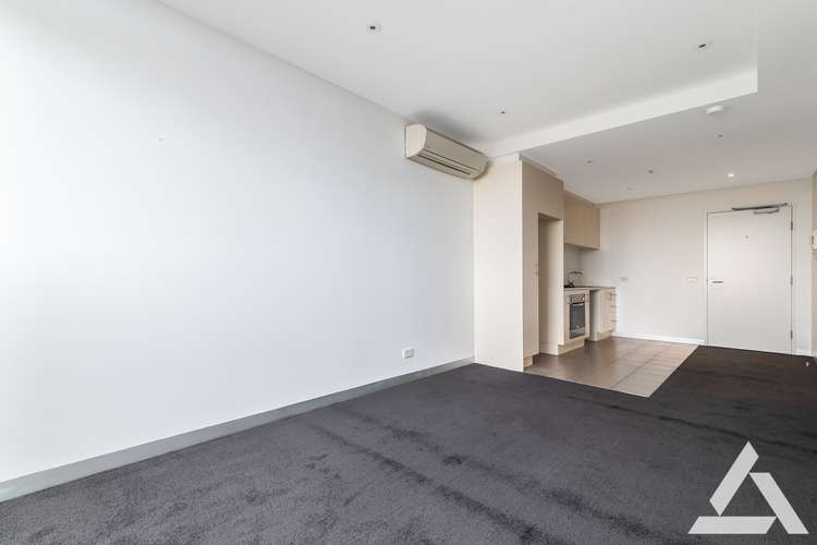 Fourth view of Homely apartment listing, 1103/109 Clarendon Street, Southbank VIC 3006