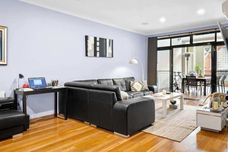 Third view of Homely apartment listing, Level 1/9/215 Darby Street, Cooks Hill NSW 2300