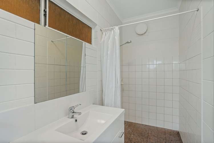Fifth view of Homely unit listing, 2/54 Endeavour Street, Clifton Beach QLD 4879