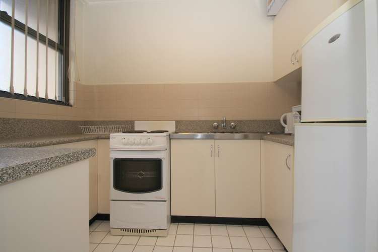 Fourth view of Homely studio listing, 172/27 Park Street, Sydney NSW 2000