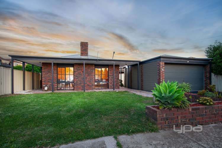 Main view of Homely house listing, 1/8 Montrose Court, Sydenham VIC 3037