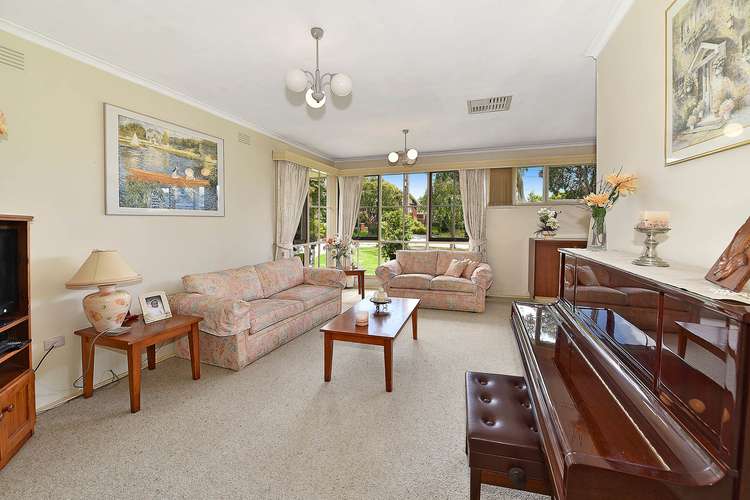 Second view of Homely house listing, 3 Glenleigh Court, Glen Waverley VIC 3150