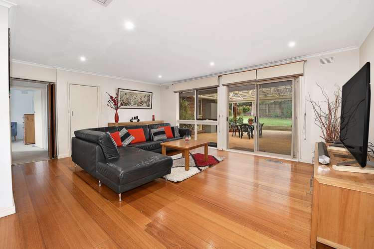 Fifth view of Homely house listing, 3 Glenleigh Court, Glen Waverley VIC 3150