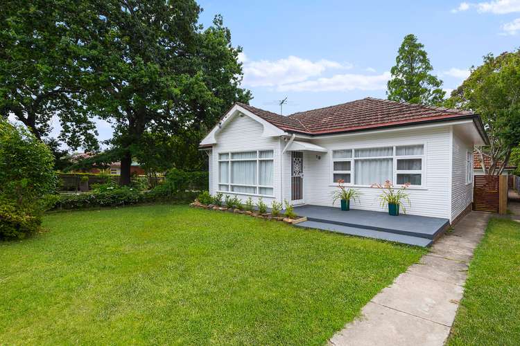 Second view of Homely house listing, 18 Stewart Avenue, Hornsby NSW 2077