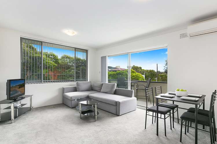 Main view of Homely apartment listing, 3/4 Wheeler Parade, Dee Why NSW 2099