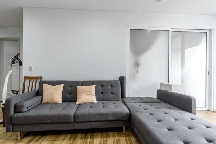Second view of Homely apartment listing, Level 3/336/31 Kent Road, Mascot NSW 2020