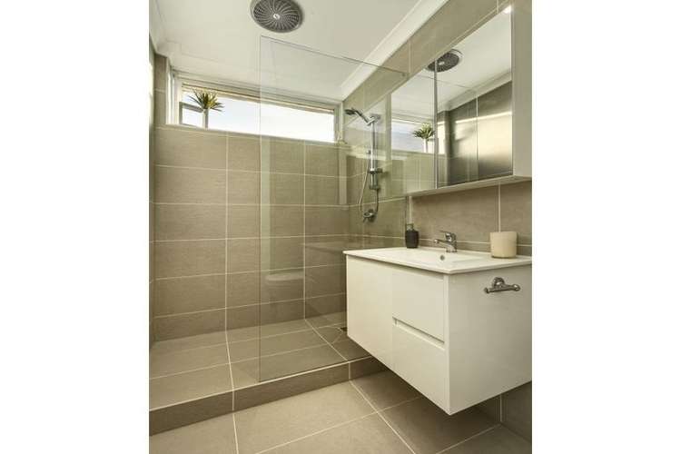Third view of Homely apartment listing, 5/48 Woolton Avenue, Thornbury VIC 3071