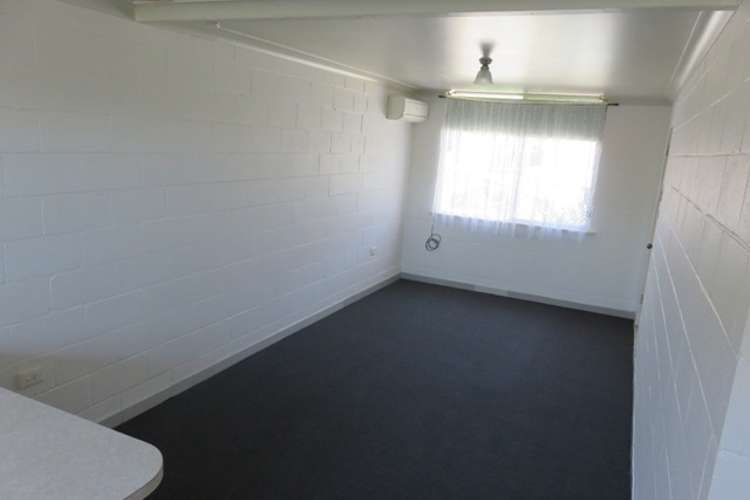 Third view of Homely unit listing, 4/195 Plummer Street, Albury NSW 2640