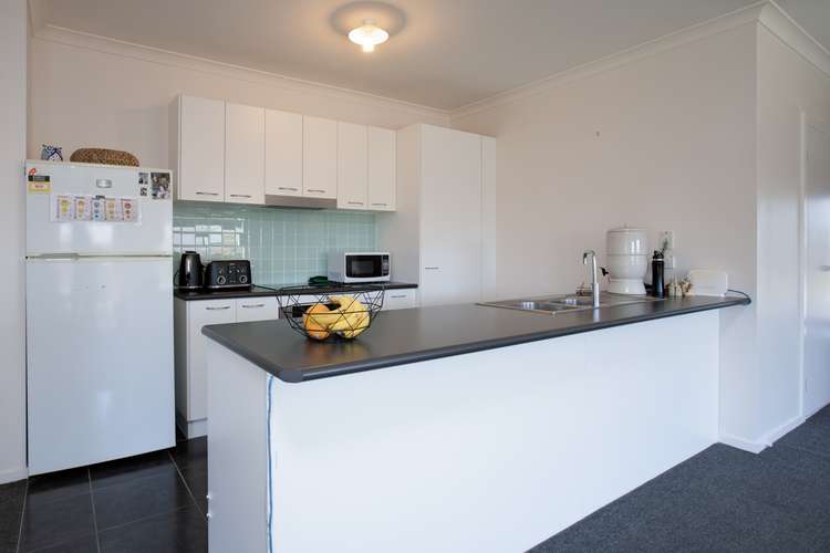 Sixth view of Homely house listing, 31 Castleton Street, Wodonga VIC 3690