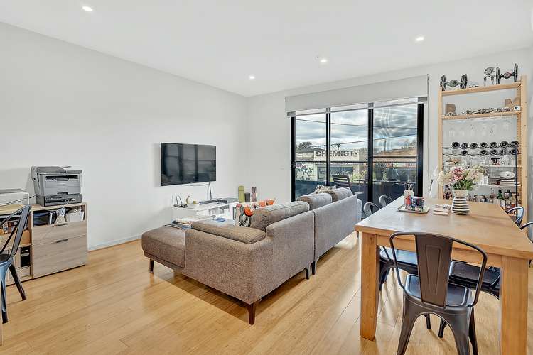 Fourth view of Homely apartment listing, 2/759 Gilbert Road, Reservoir VIC 3073