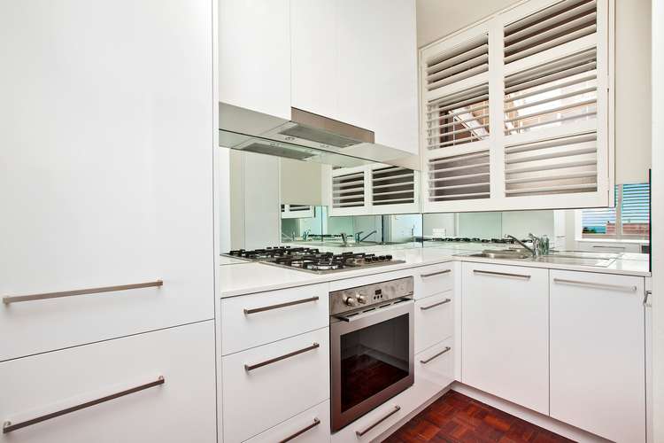 Third view of Homely apartment listing, 2/2 Clifford Street, Mosman NSW 2088