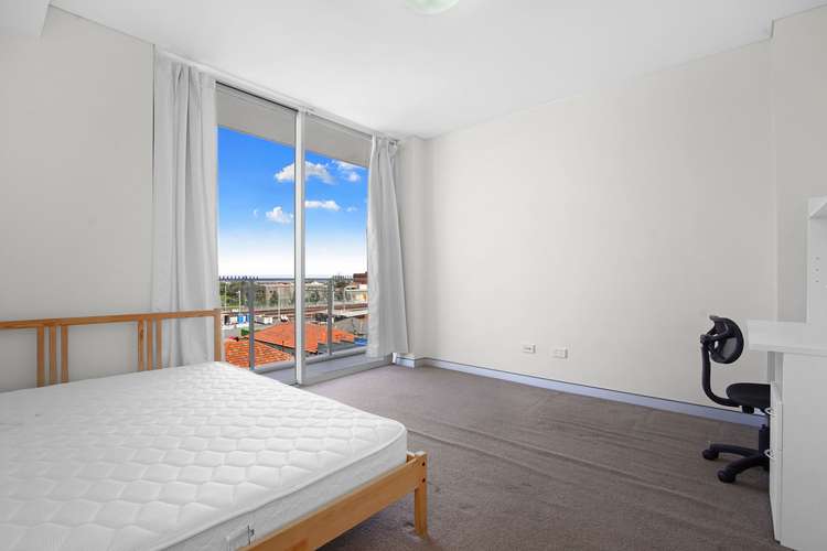 Third view of Homely apartment listing, 125/30 Gladstone Avenue, Wollongong NSW 2500