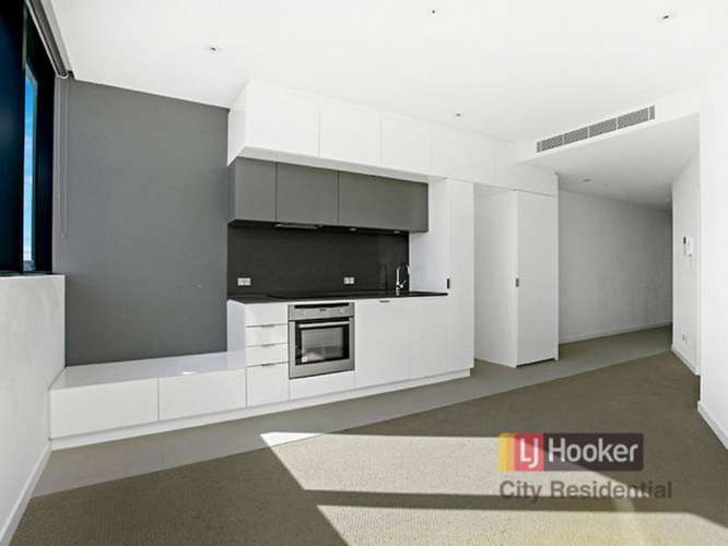 Fourth view of Homely apartment listing, 1001/551 Swanston Street, Carlton VIC 3053