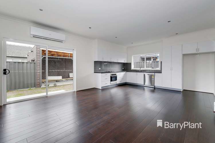 Fifth view of Homely unit listing, 2/10 Meredith Street, Broadmeadows VIC 3047