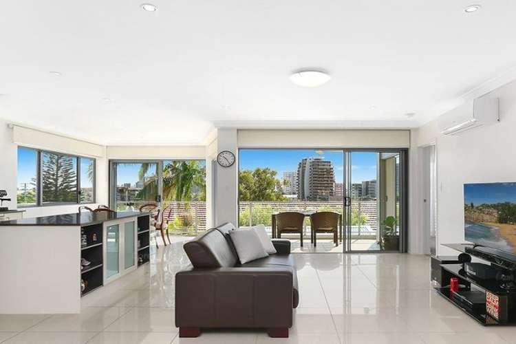 Main view of Homely apartment listing, 1/21 Ewart Street, Burleigh Heads QLD 4220