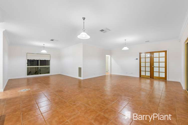 Fifth view of Homely house listing, 6 Scarborough Court, Tarneit VIC 3029