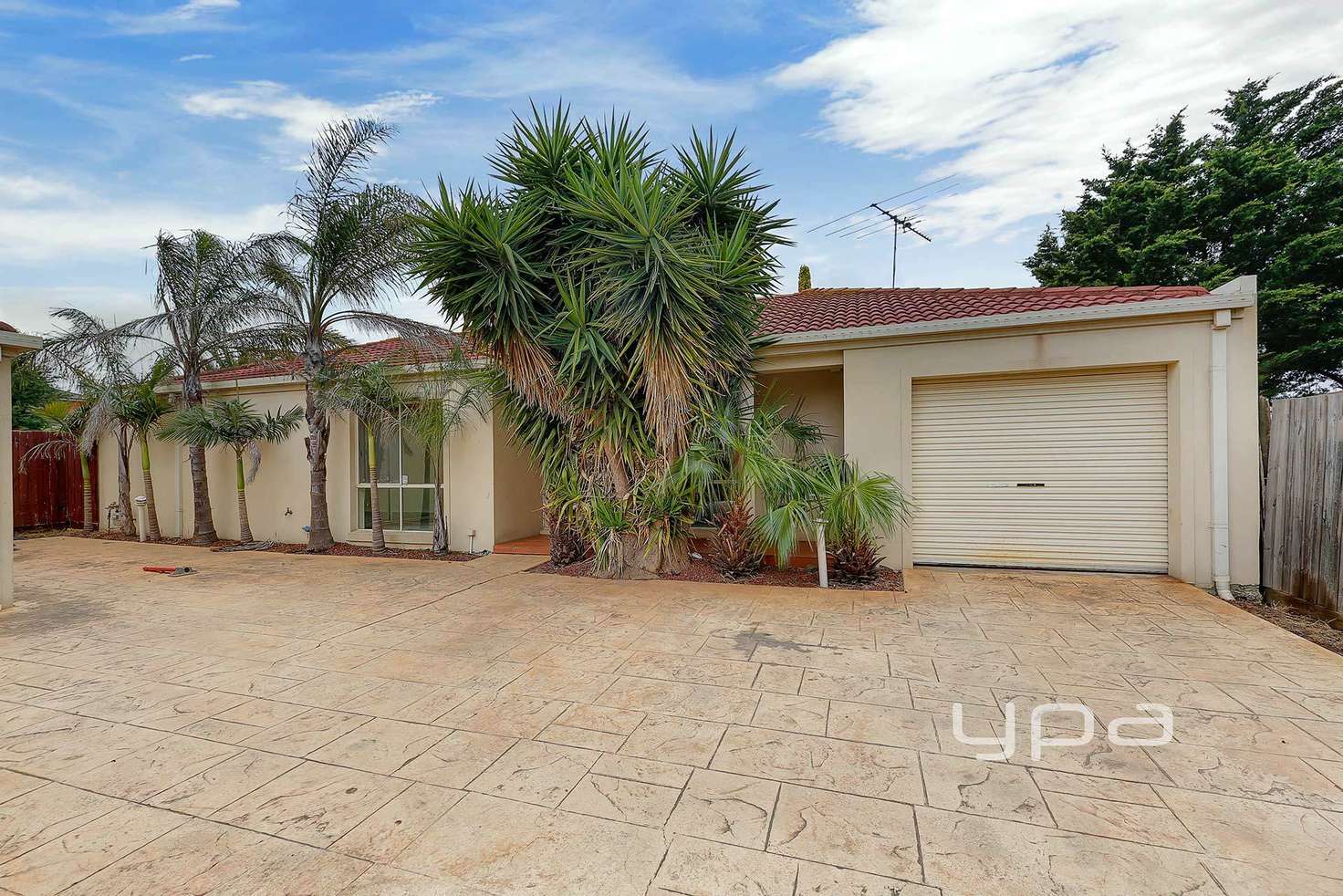 Main view of Homely unit listing, 3/2 Buckingham Street, Sydenham VIC 3037