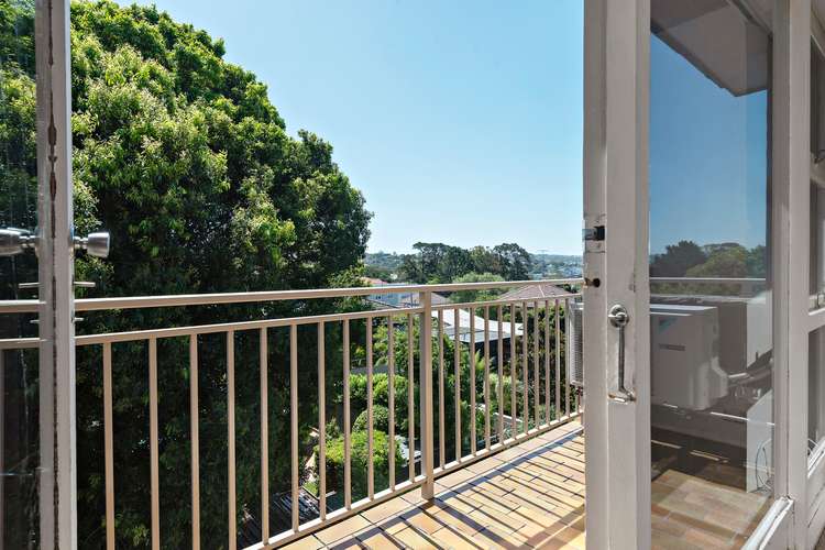 Second view of Homely unit listing, 6/19 La Perouse Street, Fairlight NSW 2094