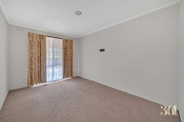 Fourth view of Homely acreageSemiRural listing, 5 Balbethan Drive, Sunbury VIC 3429