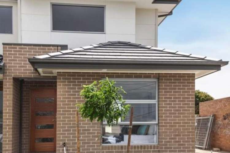 Main view of Homely townhouse listing, 1/15 Dennis Street, Reservoir VIC 3073