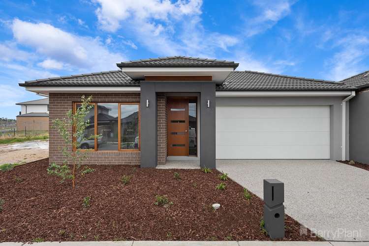 Main view of Homely house listing, 5 Venetia Way, Cranbourne South VIC 3977