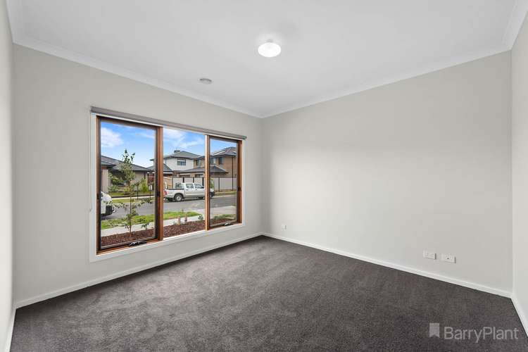 Fifth view of Homely house listing, 5 Venetia Way, Cranbourne South VIC 3977