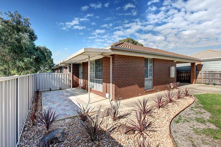 Second view of Homely house listing, 4 Talina Close, Hoppers Crossing VIC 3029