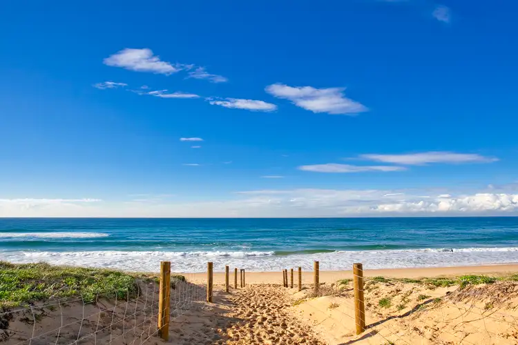 Main view of Homely unit listing, 20/52 Carrington Parade, Curl Curl NSW 2096