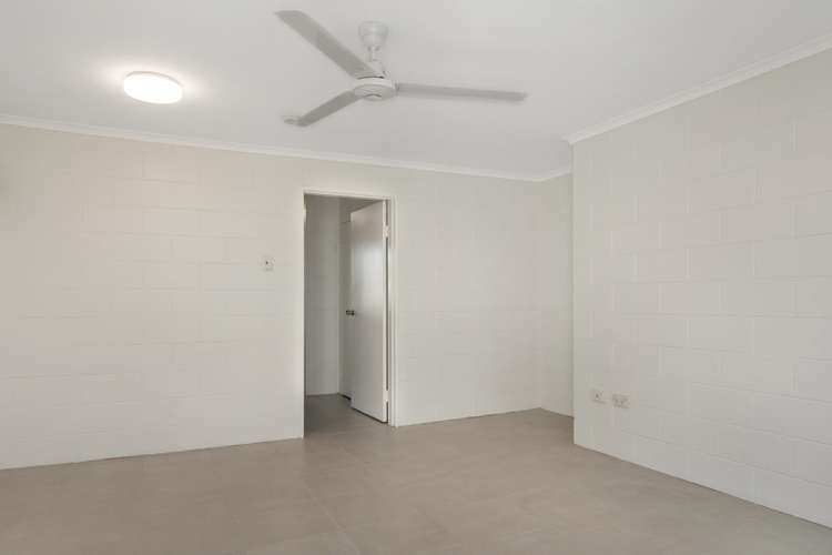 Fourth view of Homely apartment listing, 5/6 Hector Close, Westcourt QLD 4870