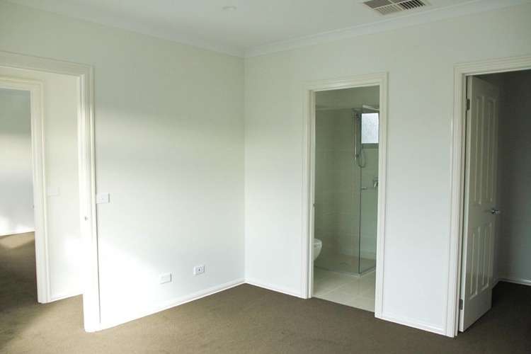 Fifth view of Homely townhouse listing, 2/5 Parsons Avenue, Springvale VIC 3171